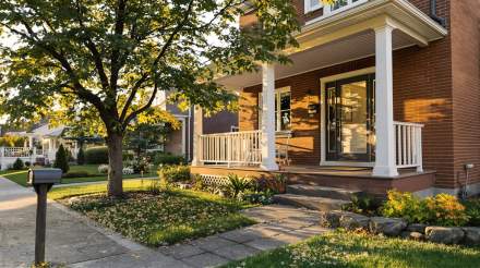 How Chinese Nationals Buy Ontario Real Estate: Complete Documentation Guide