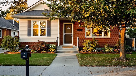 7 Documents You Need for Mortgage Pre-Approval in Canada