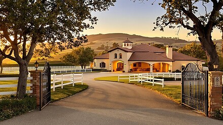 9 Luxury Estates and Horse Properties in King City Worth Viewing