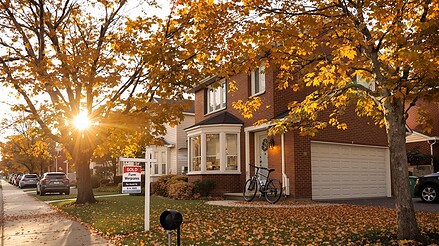 5-Year Fixed vs 5-Year Variable: Historical Performance Analysis Canada