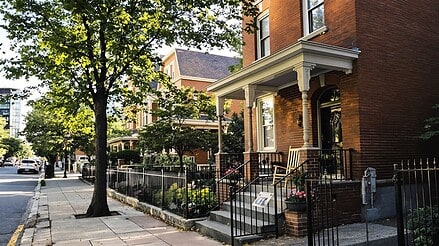 Pre-Construction vs Resale Condo: Where Your Money Goes Further in Toronto