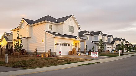 Should First-Time Buyers Choose Resale or New Build in Ontario?